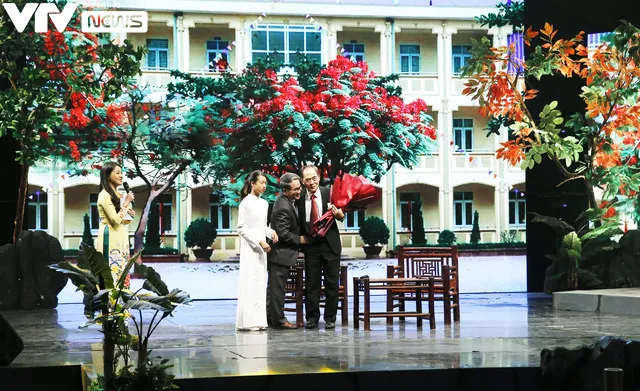 Thay lời tri ân 2021: Những người gieo mầm yêu thương, tri thức để có mùa trái ngọt - Ảnh 11. Thay lời tri ân 2021: Những người gieo mầm yêu thương, tri thức để có mùa trái ngọt - Ảnh 11.