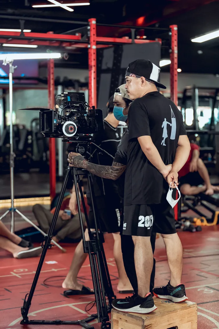 Đạo diễn Em chưa 18 Lê Thanh Sơn “cầm trịch” show truyền hình về boxing - Ảnh 2. Đạo diễn Em chưa 18 Lê Thanh Sơn “cầm trịch” show truyền hình về boxing - Ảnh 2.