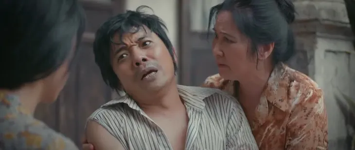 Thương ngày nắng về - Tập 2: Hoa bị bác ruột bắt cóc, mẹ bỏ rơi - Ảnh 4. Thương ngày nắng về - Tập 2: Hoa bị bác ruột bắt cóc, mẹ bỏ rơi - Ảnh 4.