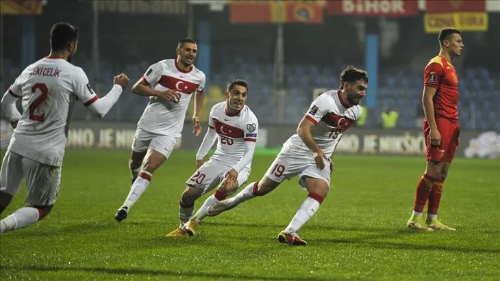 Kết quả vòng loại World Cup 2022 sáng 17/11 | Hà Lan giành vé trực tiếp cuối cùng, Ukraine đá play-off - Ảnh 2. Kết quả vòng loại World Cup 2022 sáng 17/11 | Hà Lan giành vé trực tiếp cuối cùng, Ukraine đá play-off - Ảnh 2.