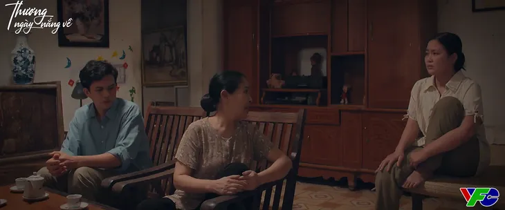 Thương ngày nắng về - Tập 3: Hoa bị chèn ép trong ngôi nhà mới - Ảnh 3. Thương ngày nắng về - Tập 3: Hoa bị chèn ép trong ngôi nhà mới - Ảnh 3.