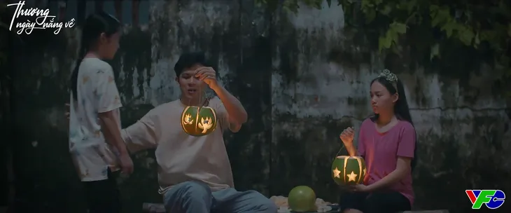 Thương ngày nắng về - Tập 3: Hoa bị chèn ép trong ngôi nhà mới - Ảnh 4. Thương ngày nắng về - Tập 3: Hoa bị chèn ép trong ngôi nhà mới - Ảnh 4.