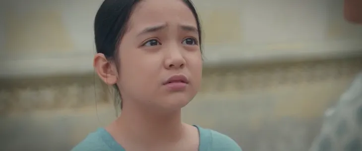 Thương ngày nắng về - Tập 3: Bé Hoa có cách lấy lòng chị Khánh? - Ảnh 6. Thương ngày nắng về - Tập 3: Bé Hoa có cách lấy lòng chị Khánh? - Ảnh 6.