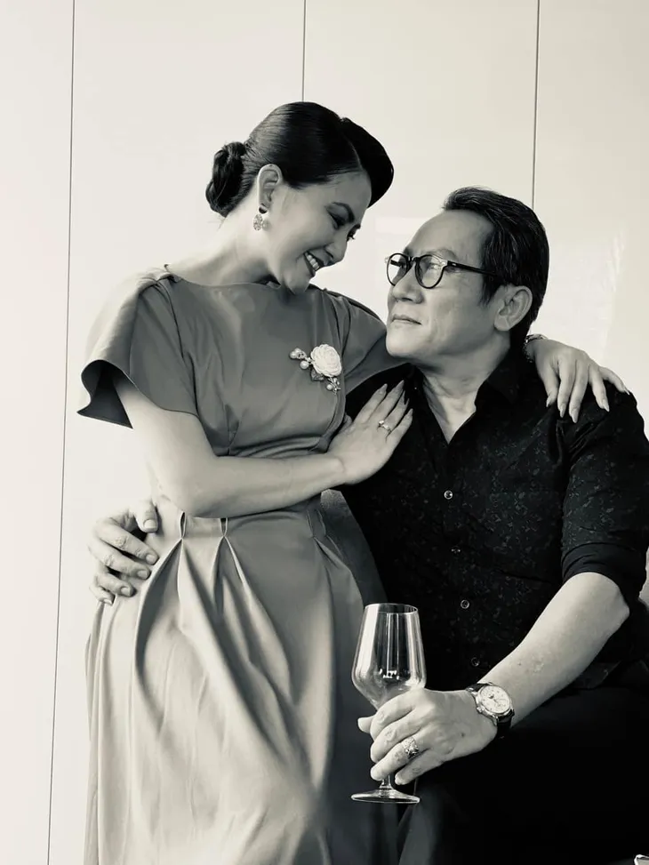 Hậu trường khác xa trên phim của Mặt nạ gương - Ảnh 9. Hậu trường khác xa trên phim của Mặt nạ gương - Ảnh 9.