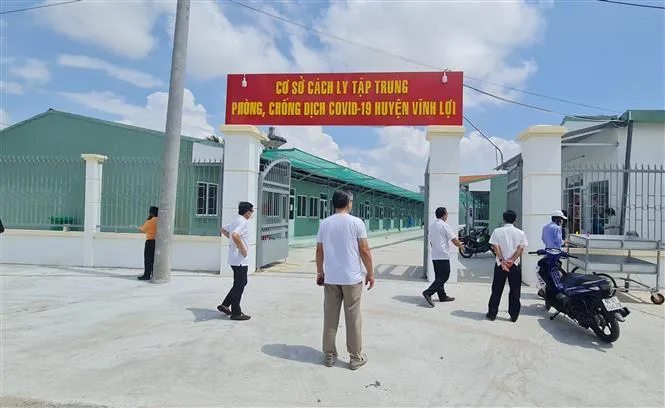 Chuyển thành vùng đỏ từ 12h ngày 2/11, Bạc Liêu xuyên đêm truy vết F0 - Ảnh 2. Chuyển thành vùng đỏ từ 12h ngày 2/11, Bạc Liêu xuyên đêm truy vết F0 - Ảnh 2.