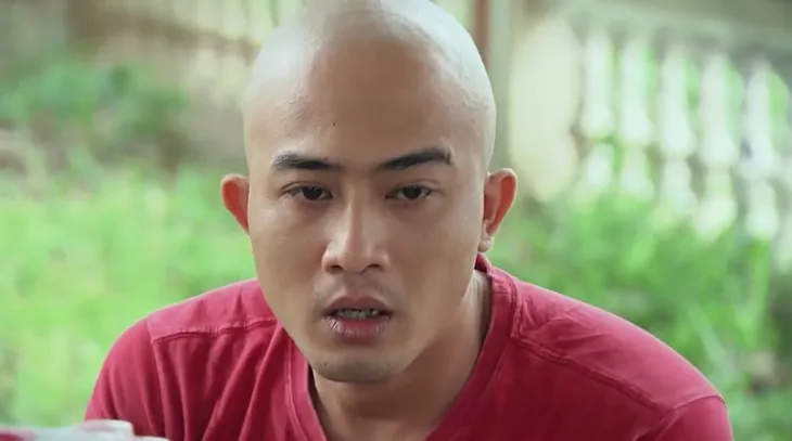 Phố trong làng: Hậu trường hài hước của Mến nát rượu - Ảnh 2. Phố trong làng: Hậu trường hài hước của Mến nát rượu - Ảnh 2.