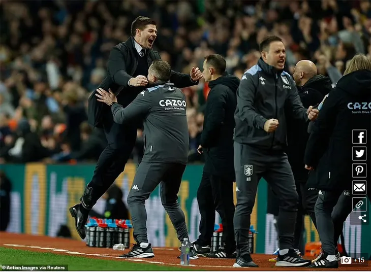 HLV Gerrard ra mắt Premier League bằng chiến thắng 2-0 - Ảnh 2. HLV Gerrard ra mắt Premier League bằng chiến thắng 2-0 - Ảnh 2.