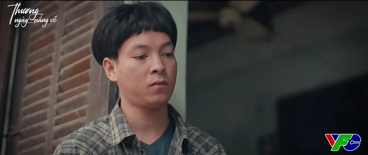 Thương ngày nắng về - Tập 4: Mẹ Nga bán cả ao để con trai làm lại cuộc đời - Ảnh 3. Thương ngày nắng về - Tập 4: Mẹ Nga bán cả ao để con trai làm lại cuộc đời - Ảnh 3.
