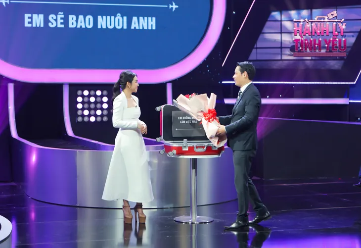 Hành lý tình yêu: Nữ CEO xinh đẹp loại 2 chàng giám đốc, chọn người đàn ông có nghề nguy hiểm - Ảnh 8. Hành lý tình yêu: Nữ CEO xinh đẹp loại 2 chàng giám đốc, chọn người đàn ông có nghề nguy hiểm - Ảnh 8.