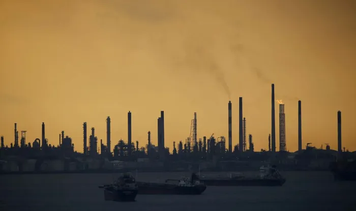 Singapore đặt mục tiêu thu giữ 2 triệu tấn carbon vào năm 2030 - Ảnh 1. Singapore đặt mục tiêu thu giữ 2 triệu tấn carbon vào năm 2030 - Ảnh 1.