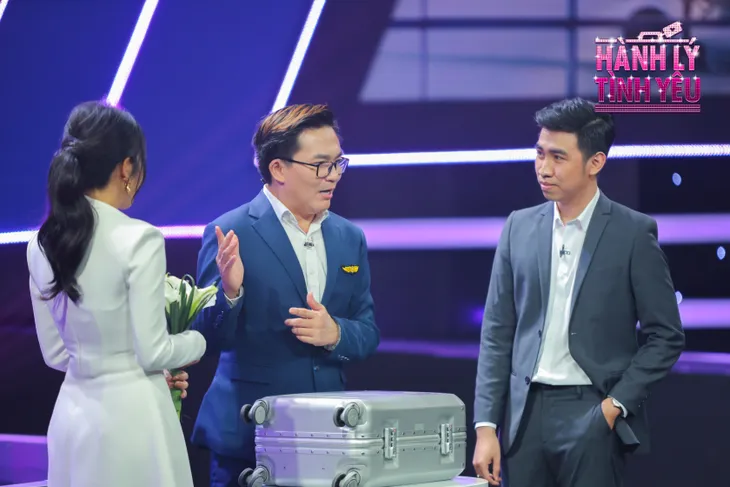 Hành lý tình yêu: Nữ CEO xinh đẹp loại 2 chàng giám đốc, chọn người đàn ông có nghề nguy hiểm - Ảnh 4. Hành lý tình yêu: Nữ CEO xinh đẹp loại 2 chàng giám đốc, chọn người đàn ông có nghề nguy hiểm - Ảnh 4.