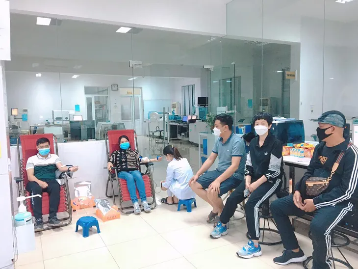 Mổ cấp cứu lấy thai cho sản phụ rau tiền đạo trung tâm có nhóm máu cực hiếm - Ảnh 1. Mổ cấp cứu lấy thai cho sản phụ rau tiền đạo trung tâm có nhóm máu cực hiếm - Ảnh 1.
