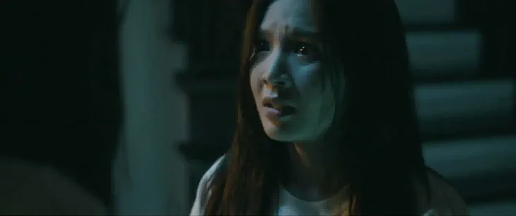 Mặt nạ gương - Tập 13: Bà Diễm say rượu hoá điên dại đòi con - Ảnh 5. Mặt nạ gương - Tập 13: Bà Diễm say rượu hoá điên dại đòi con - Ảnh 5.