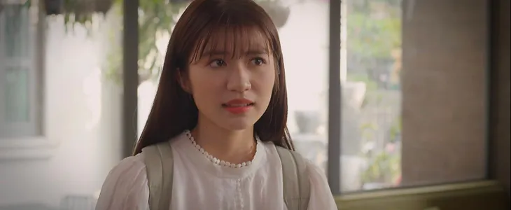 Thương ngày nắng về: Hai con gái làm chuyện động trời, bà Nga bị thông gia hụt mắng té tát giữa đường - Ảnh 16. Thương ngày nắng về: Hai con gái làm chuyện động trời, bà Nga bị thông gia hụt mắng té tát giữa đường - Ảnh 16.