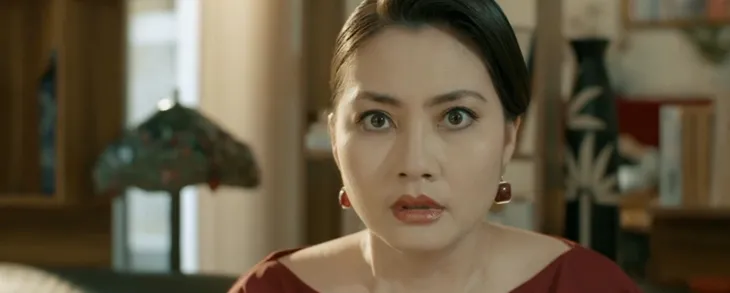 Mặt nạ gương - Tập 14: Bà Diễm (Ngọc Lan) tiếp tục giả điên để xù nợ - Ảnh 2. Mặt nạ gương - Tập 14: Bà Diễm (Ngọc Lan) tiếp tục giả điên để xù nợ - Ảnh 2.