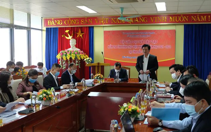 Bắc Giang đa dạng phương thức dạy học, hạn chế tối đa tác động của dịch COVID-19 - Ảnh 1. Bắc Giang đa dạng phương thức dạy học, hạn chế tối đa tác động của dịch COVID-19 - Ảnh 1.