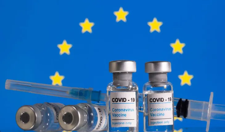 EU chấm dứt chương trình cấp phép xuất khẩu vaccine từ năm 2022 - Ảnh 1. EU chấm dứt chương trình cấp phép xuất khẩu vaccine từ năm 2022 - Ảnh 1.
