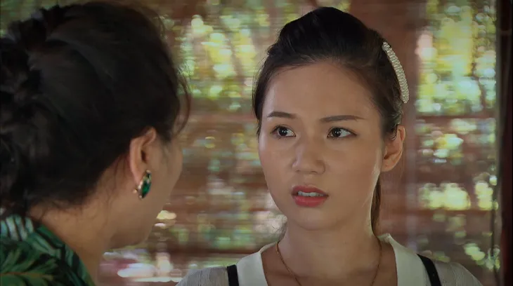 Phố trong làng - Tập 15: Ngọc mở lời hẹn Nam ra tâm sự - Ảnh 1. Phố trong làng - Tập 15: Ngọc mở lời hẹn Nam ra tâm sự - Ảnh 1.