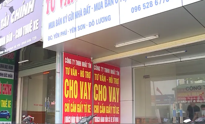 Tín dụng đen lãi suất hơn 360%/năm: Buộc người vay sai hẹn hợp đồng, phải chịu nộp phạt - Ảnh 1. Tín dụng đen lãi suất hơn 360%/năm: Buộc người vay sai hẹn hợp đồng, phải chịu nộp phạt - Ảnh 1.