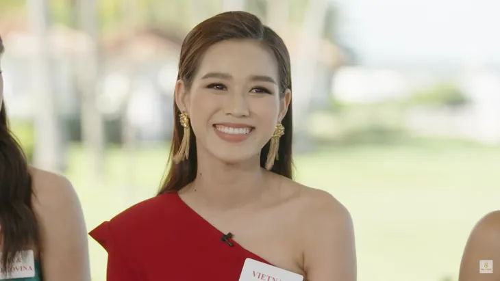 Những lần ghi điểm của Đỗ Thị Hà tại Miss World 2021 - Ảnh 2.
