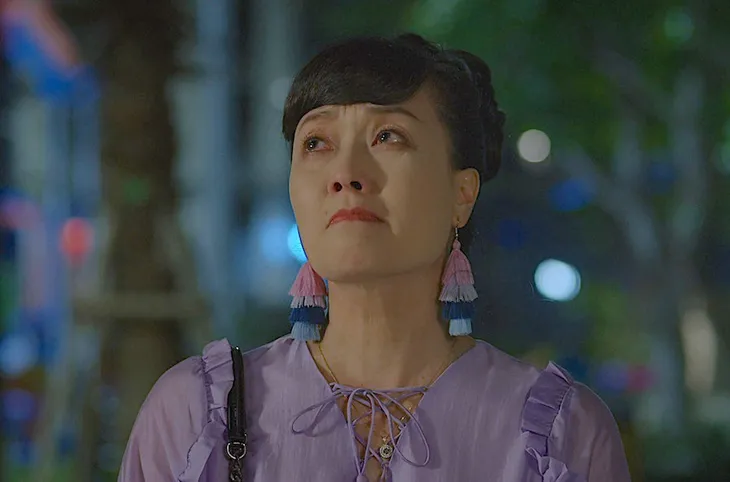 Vân Dung lột xác trong phim mới Về chung một nhà - Ảnh 5. Vân Dung lột xác trong phim mới Về chung một nhà - Ảnh 5.