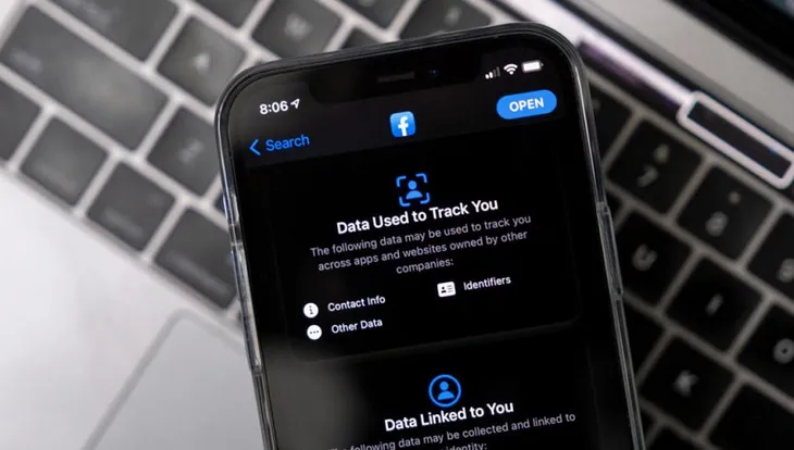Google và Apple bị phạt nặng vì sử dụng trái phép dữ liệu người dùng tại Italy - Ảnh 1. Google và Apple bị phạt nặng vì sử dụng trái phép dữ liệu người dùng tại Italy - Ảnh 1.