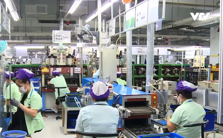 Xuất hiện gần 200 ca mắc mới COVID-19, Bắc Ninh vẫn duy trì sản xuất - Ảnh 1. Xuất hiện gần 200 ca mắc mới COVID-19, Bắc Ninh vẫn duy trì sản xuất - Ảnh 1.