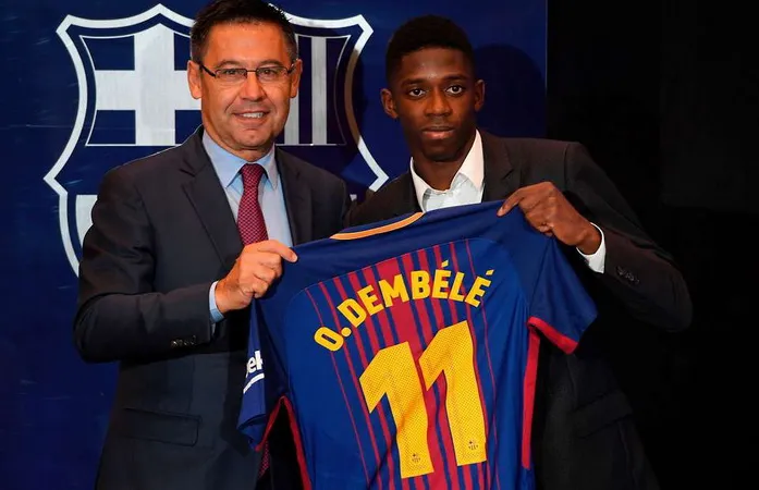 Barcelona đàm phán gia hạn hợp đồng với Ousmane Dembele - Ảnh 1. Barcelona đàm phán gia hạn hợp đồng với Ousmane Dembele - Ảnh 1.