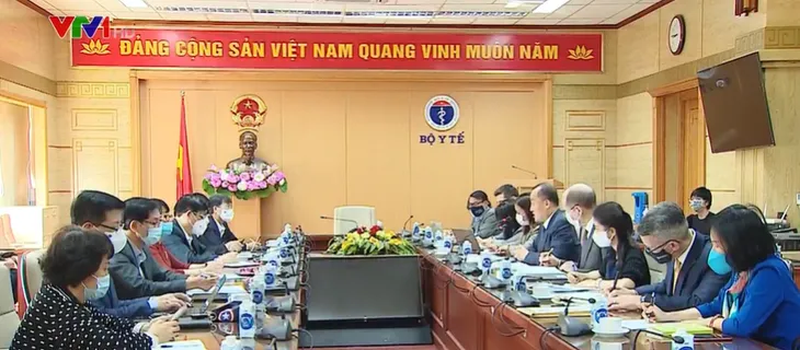 Thủ tướng chỉ đạo chủ động kiểm soát biến chủng mới Omicron - Ảnh 1. Thủ tướng chỉ đạo chủ động kiểm soát biến chủng mới Omicron - Ảnh 1.