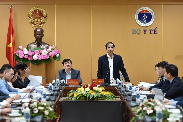 Đảm bảo an toàn sức khỏe cho học sinh, sinh viên trở lại trường - Ảnh 1. Đảm bảo an toàn sức khỏe cho học sinh, sinh viên trở lại trường - Ảnh 1.