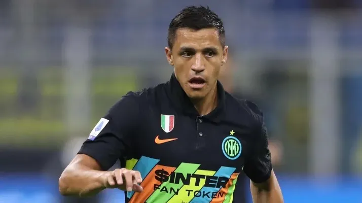 Alexis Sanchez vẫn muốn chơi bóng tại châu Âu - Ảnh 1. Alexis Sanchez vẫn muốn chơi bóng tại châu Âu - Ảnh 1.
