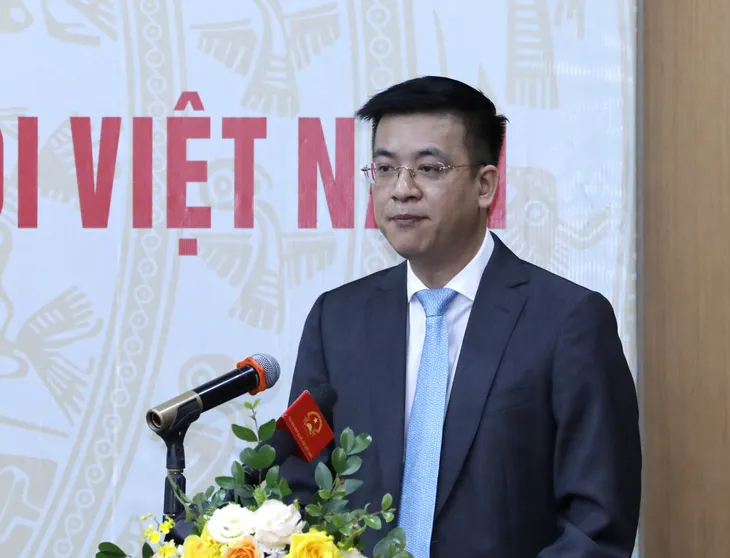 Ông Lê Quang Minh giữ chức Tổng Giám đốc Truyền hình Quốc hội Việt Nam - Ảnh 2. Ông Lê Quang Minh giữ chức Tổng Giám đốc Truyền hình Quốc hội Việt Nam - Ảnh 2.