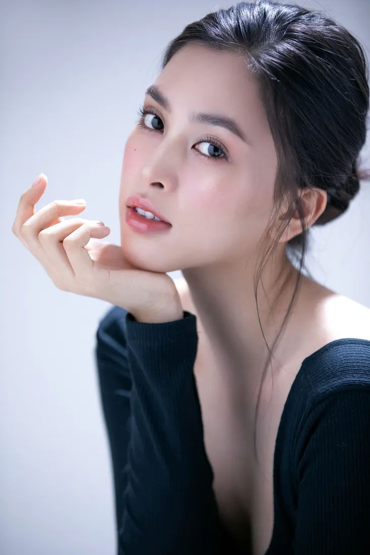 Cận cảnh gương mặt đẹp hoàn hảo của lịch sử Hoa hậu Việt Nam - Ảnh 3. Cận cảnh gương mặt đẹp hoàn hảo của lịch sử Hoa hậu Việt Nam - Ảnh 3.