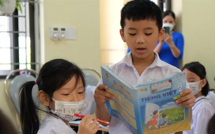 Học sinh vùng xanh tự tin, chủ động tiếp thu bài trên lớp - Ảnh 1. Học sinh vùng xanh tự tin, chủ động tiếp thu bài trên lớp - Ảnh 1.