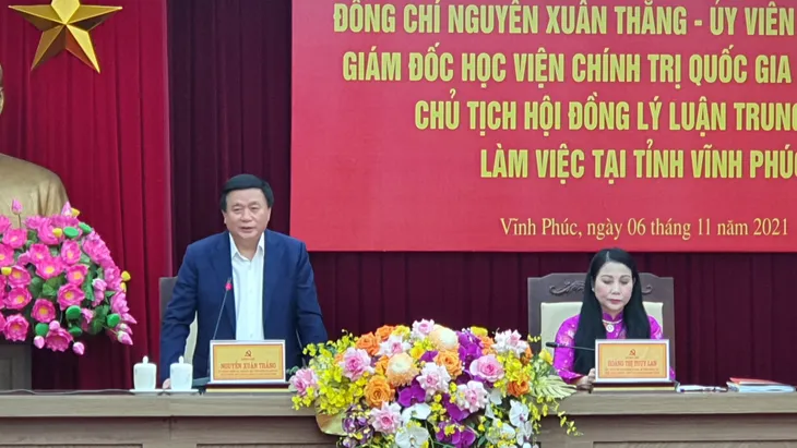 Nâng cao hiệu quả đấu tranh với các luận điệu sai trái - Ảnh 1. Nâng cao hiệu quả đấu tranh với các luận điệu sai trái - Ảnh 1.