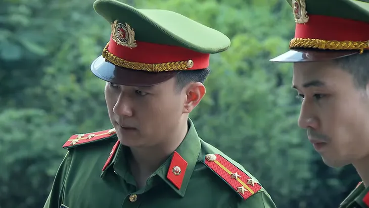 Phố trong làng - Tập 1: Nam bị người yêu cắm sừng trước khi nhận nhiệm vụ mới - Ảnh 1. Phố trong làng - Tập 1: Nam bị người yêu cắm sừng trước khi nhận nhiệm vụ mới - Ảnh 1.