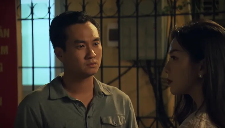 Phố trong làng - Tập 1: Nam bị người yêu cắm sừng trước khi nhận nhiệm vụ mới - Ảnh 3. Phố trong làng - Tập 1: Nam bị người yêu cắm sừng trước khi nhận nhiệm vụ mới - Ảnh 3.