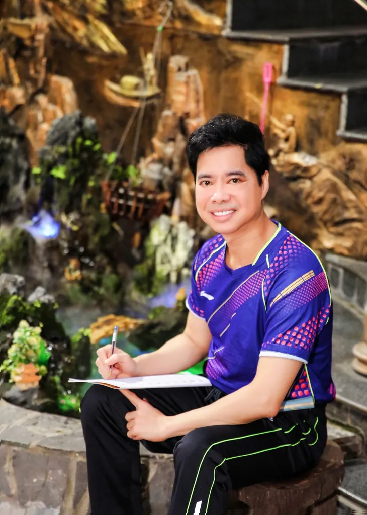 Ngọc Sơn ra mắt ca khúc mới tri ân tuyến đầu chống dịch COVID-19 - Ảnh 1. Ngọc Sơn ra mắt ca khúc mới tri ân tuyến đầu chống dịch COVID-19 - Ảnh 1.