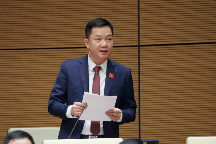 Không để người nghèo phải nuôi người nghèo - Ảnh 1. Không để người nghèo phải nuôi người nghèo - Ảnh 1.