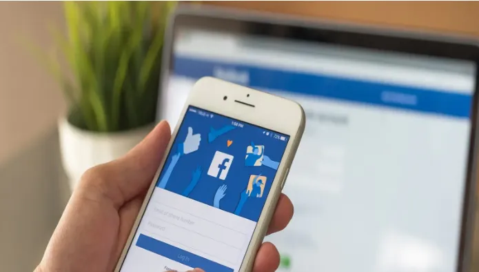Người dùng đang dành quá nhiều thời gian vào Facebook - Ảnh 1. Người dùng đang dành quá nhiều thời gian vào Facebook - Ảnh 1.