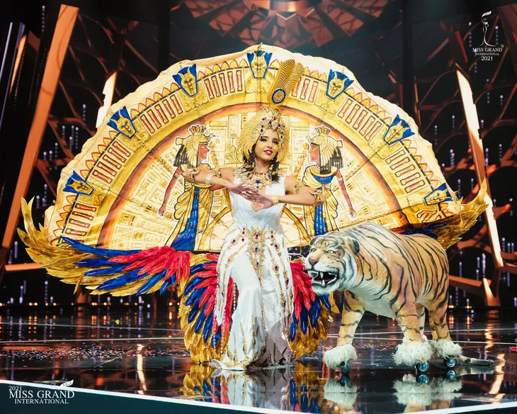 Những trang phục dân tộc càn quét Miss Grand International 2021 - Ảnh 16. Những trang phục dân tộc càn quét Miss Grand International 2021 - Ảnh 16.