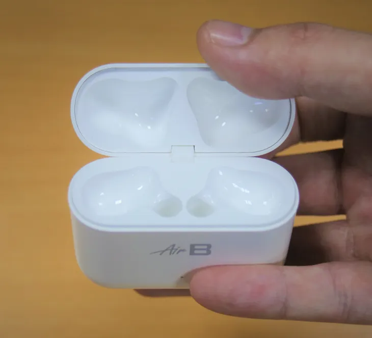AirB và AirB Pro chính thức mở bán ngày 5/12 - Ảnh 5. AirB và AirB Pro chính thức mở bán ngày 5/12 - Ảnh 5.