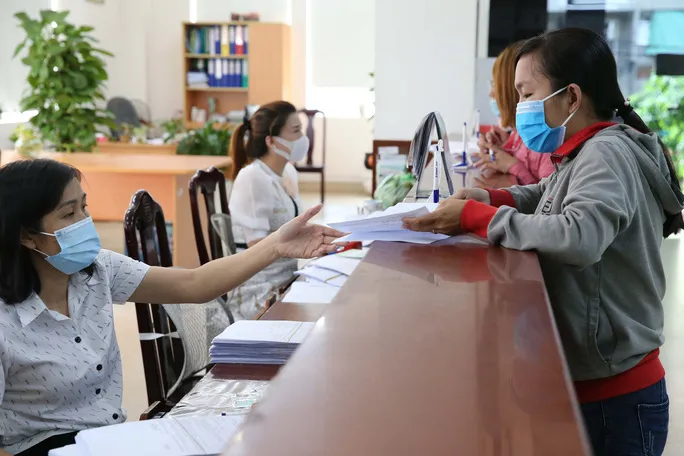 Nhiều chính sách mới có hiệu lực từ tháng 12/2021 - Ảnh 1. Nhiều chính sách mới có hiệu lực từ tháng 12/2021 - Ảnh 1.