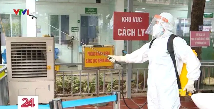 Các bệnh viện tại Hà Nội chủ động ứng phó với nguy cơ quá tải điều trị COVID-19 - Ảnh 1. Các bệnh viện tại Hà Nội chủ động ứng phó với nguy cơ quá tải điều trị COVID-19 - Ảnh 1.