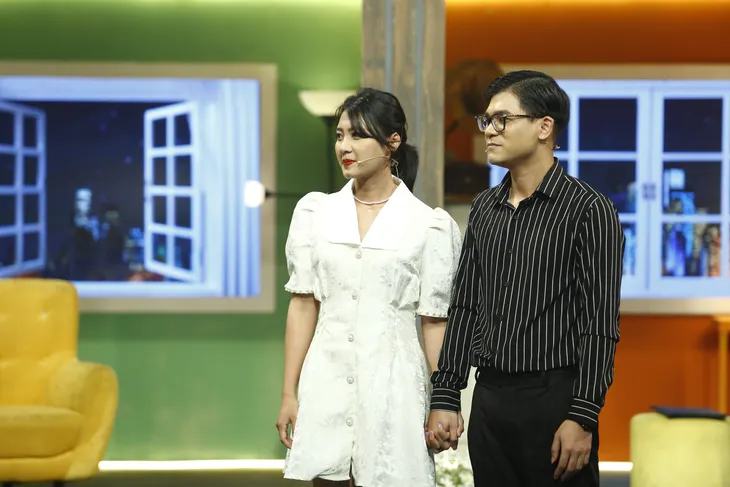 MC Nguyên Khang hài hước ở show hẹn hò Hãy yêu nhau đi - Ảnh 1. MC Nguyên Khang hài hước ở show hẹn hò Hãy yêu nhau đi - Ảnh 1.