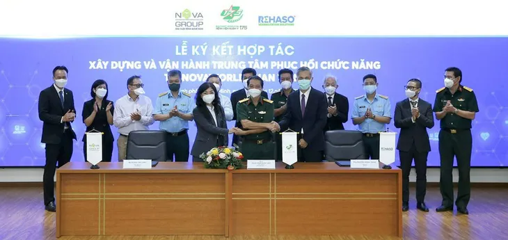 Bình Thuận xây dựng trung tâm vận chuyển cấp cứu bằng trực thăng và xe cấp cứu - Ảnh 1. Bình Thuận xây dựng trung tâm vận chuyển cấp cứu bằng trực thăng và xe cấp cứu - Ảnh 1.