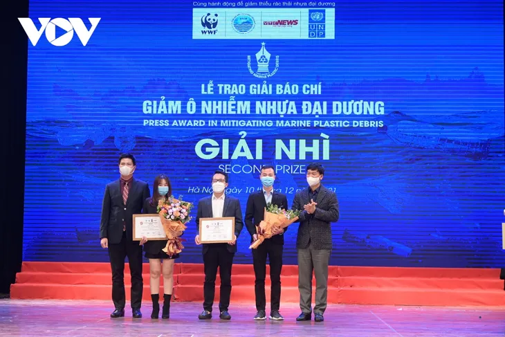 VTV giành giải Nhất giải báo chí về Giảm ô nhiễm nhựa đại dương - Ảnh 1. VTV giành giải Nhất giải báo chí về Giảm ô nhiễm nhựa đại dương - Ảnh 1.