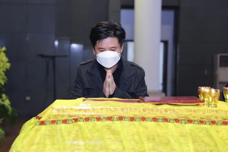 Lễ tang nhạc sĩ Phú Quang: Gia đình, những người bạn, khán giả tiễn biệt nhạc sĩ tài hoa - Ảnh 17.