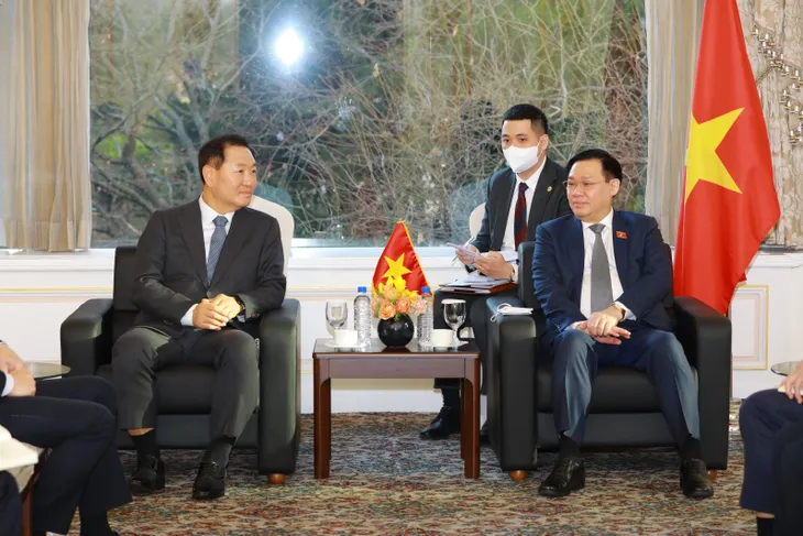 Việt Nam - Hàn Quốc nỗ lực đưa quan hệ song phương lên tầm cao mới - Ảnh 1. Việt Nam - Hàn Quốc nỗ lực đưa quan hệ song phương lên tầm cao mới - Ảnh 1.