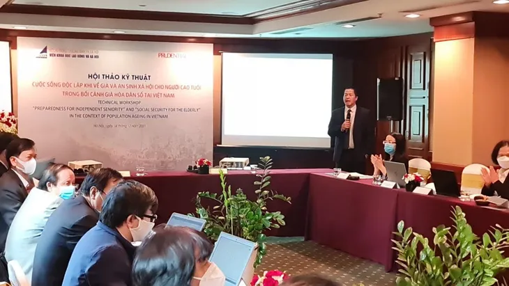 Gần 55% người cao tuổi chưa có lương hưu và tích lũy khi về già - Ảnh 1. Gần 55% người cao tuổi chưa có lương hưu và tích lũy khi về già - Ảnh 1.